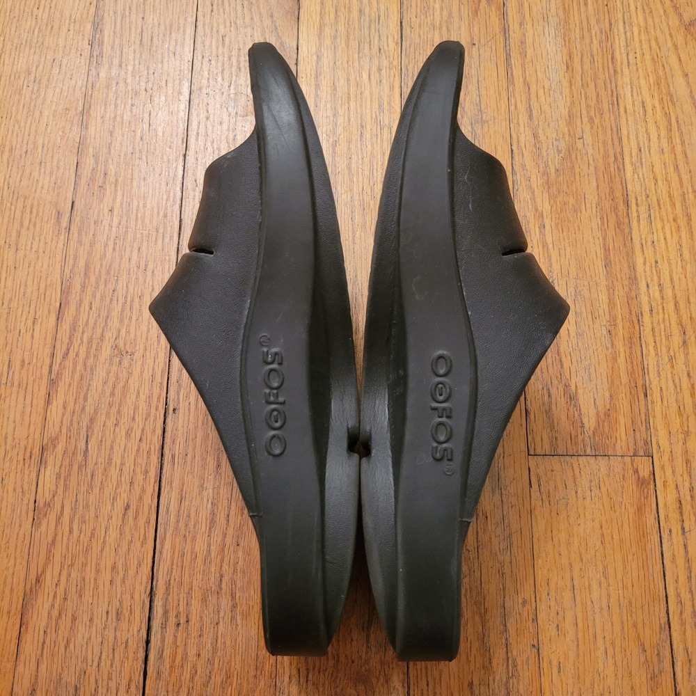 Oofos 6 Slide Sandal Black Recovery OOAHH 37 Outdoors Comfort Neutral Shoes - Picture 4 of 8
